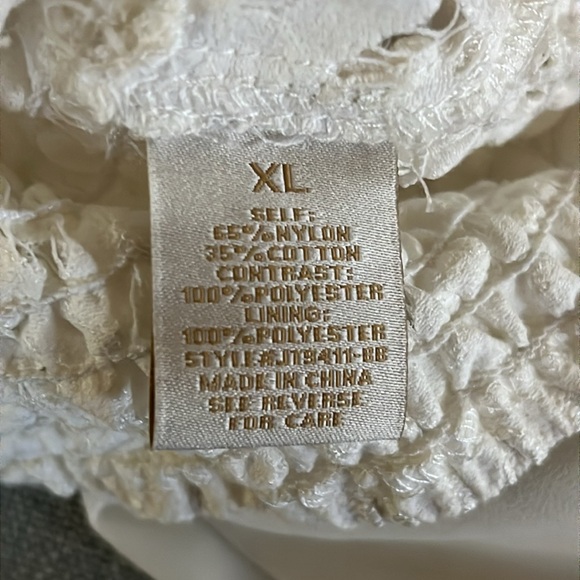 Flying Tomato Size XL White Crop Top Lace Balloon Sleeve Smocked Festival Pirate - Picture 11 of 12